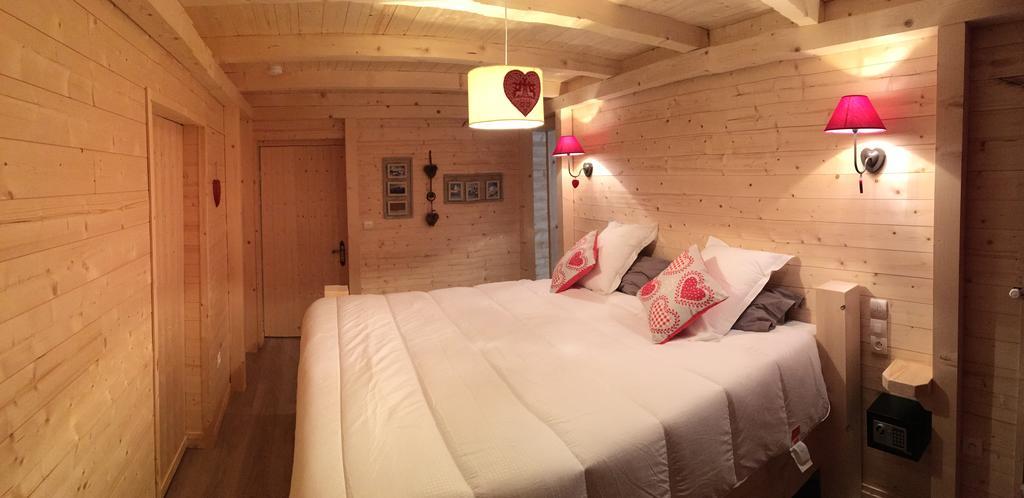Bed and Breakfast Relais Mont Jura Adults Only Lélex Pokoj fotografie